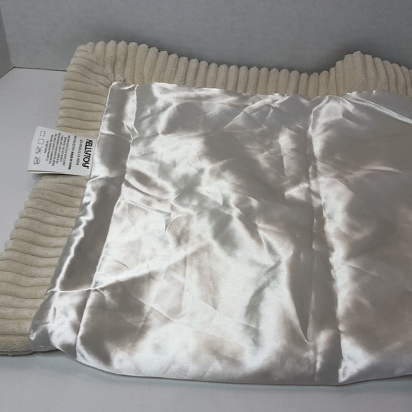 KellyToy Cream Colored Satin Backed Security Blanket Lovey - Picture 3 of 4